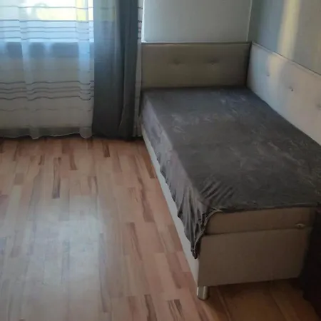 Schoene Prima Am Bahnhof Appartamento Schwerte